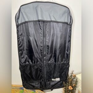 Brand New-American Tourister Garmet Bag